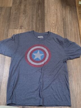 Marvel Short-Sleeve Captain America Shield T-Shirt - Heather Blue Gray Ptp 23 +